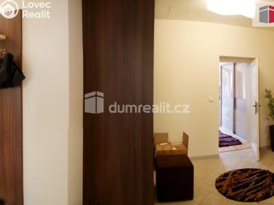 Prodej bytu 3+KK Karlovy Vary, Moravská 2113 č. 25