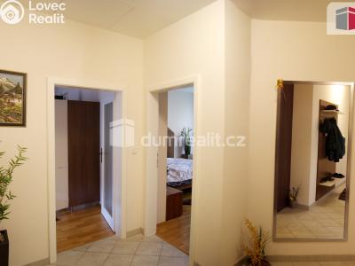 Prodej bytu 3+KK Karlovy Vary, Moravská 2113 č. 26