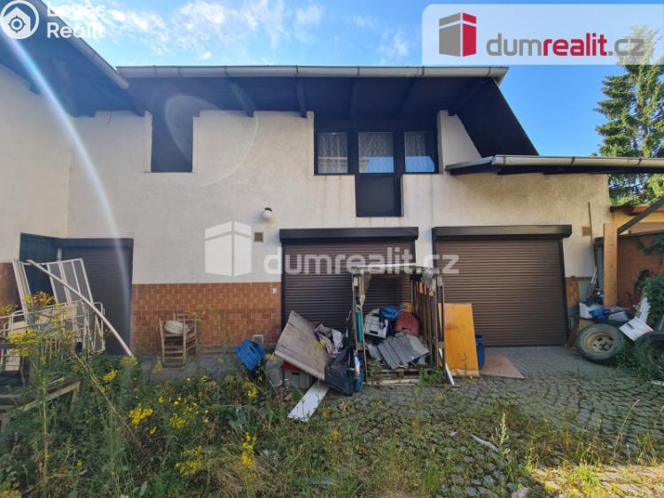 Prodej rodinného domu Praha, Karlovarská 200 č. 3