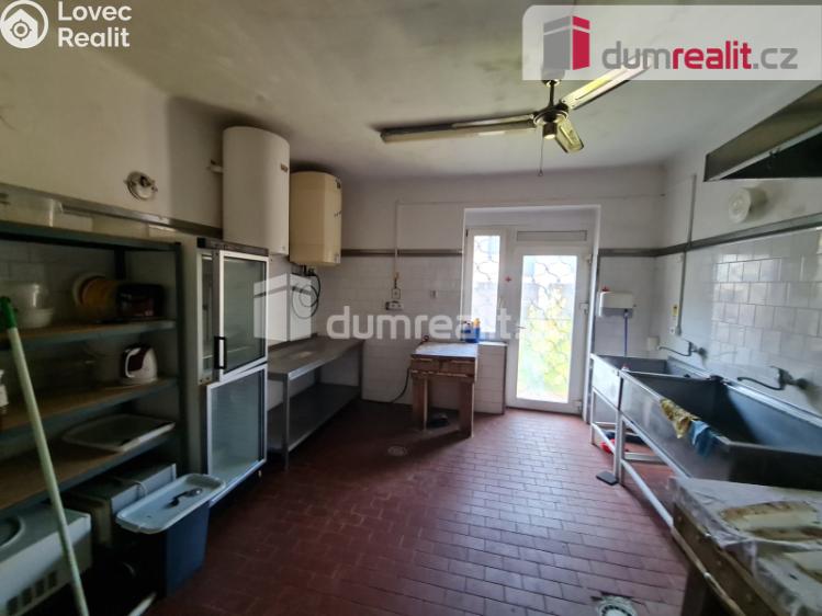 Prodej rodinného domu Praha, Karlovarská 200 č. 4