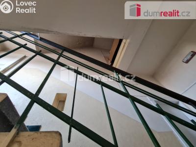 Prodej rodinného domu Praha, Karlovarská 200 č. 10