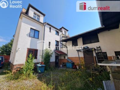 Prodej rodinného domu Praha, Karlovarská 200 č. 1