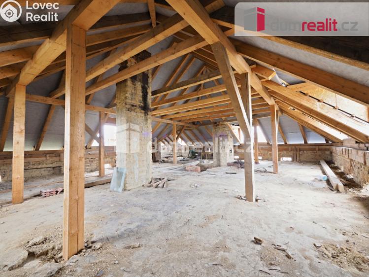 Prodej komerční nemovitosti Mšeno, Tyršova 211 č. 3