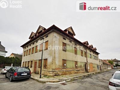 Prodej komerční nemovitosti Mšeno, Tyršova 211 č. 8