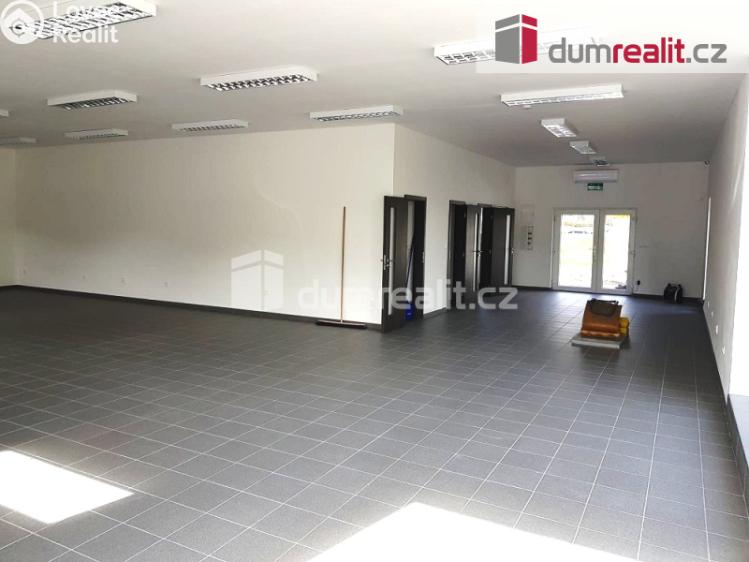 Prodej obchodního prostoru Ústí nad Labem, Jungmannova 886 č. 4