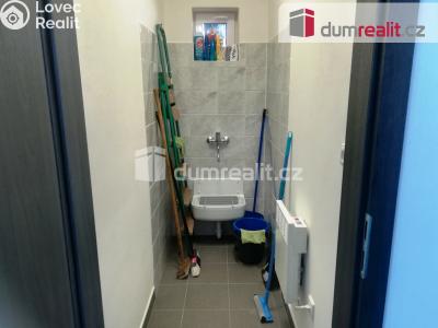 Prodej obchodního prostoru Ústí nad Labem, Jungmannova 886 č. 12