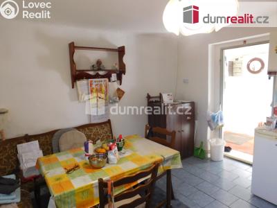 Prodej rodinného domu Cerhenice, Nádražní 176 č. 7