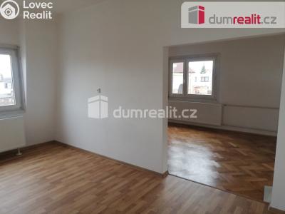 Pronájem rodinného domu Dubí, Smetanova 283 č. 12