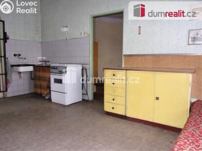 Prodej komerční nemovitosti Karlovy Vary, Chebská 88 č. 19