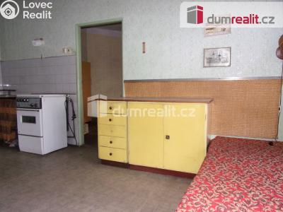 Prodej komerční nemovitosti Karlovy Vary, Chebská 88 č. 20