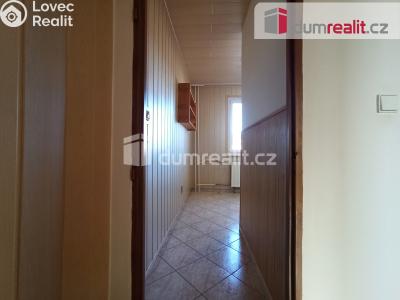 Pronájem bytu 2+1 Ostrov, Severní č. 9