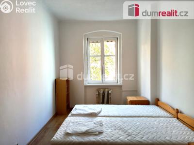 Pronájem bytu 3+1 Karlovy Vary, Bulharská 858 č. 20