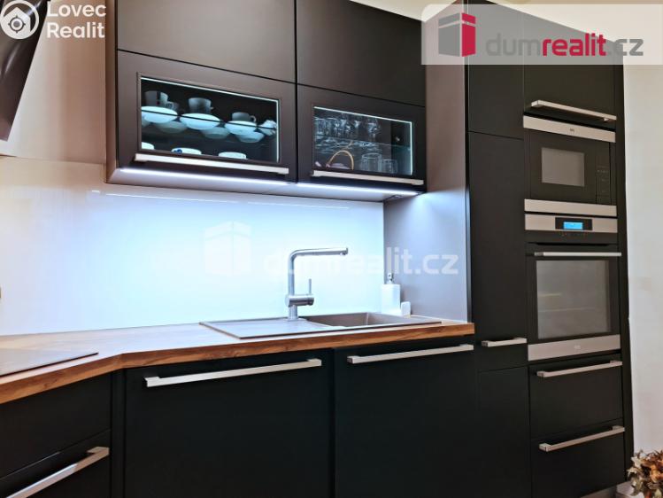 Prodej bytu 5+KK Praha, Anny Rybníčkové 2619 č. 7