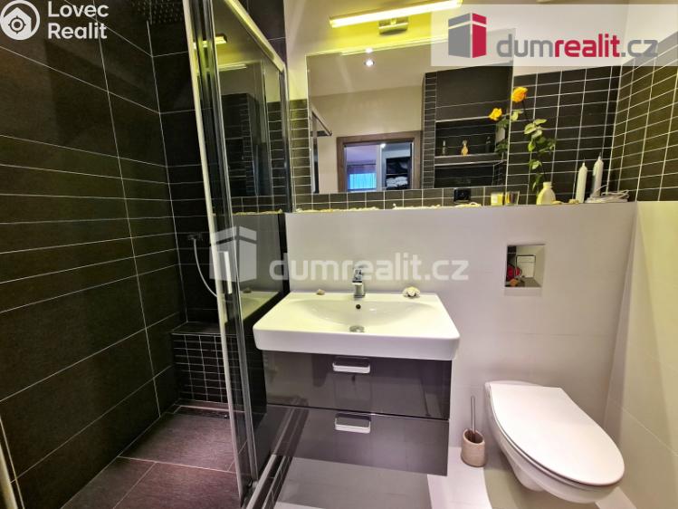 Prodej bytu 5+KK Praha, Anny Rybníčkové 2619 č. 25