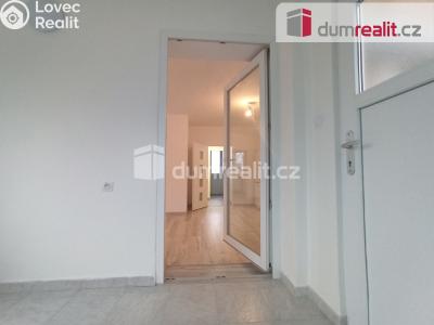 Pronájem bytu 2+1 Karlovy Vary, Lesní 255 č. 26