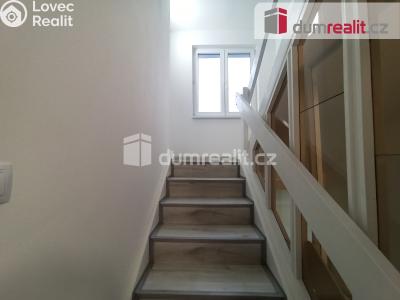 Pronájem bytu 2+1 Karlovy Vary, Lesní 255 č. 11