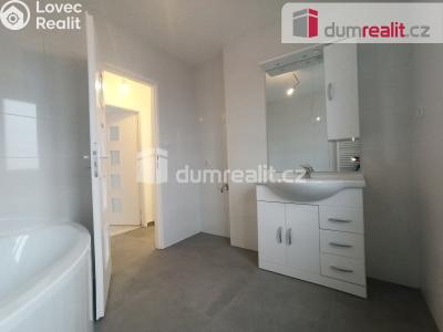 Pronájem bytu 2+1 Karlovy Vary, Lesní 255 č. 16