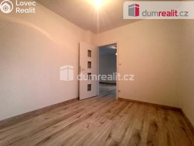 Pronájem bytu 2+1 Karlovy Vary, Lesní 255 č. 27