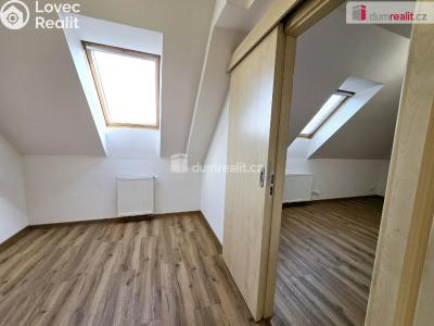 Pronájem bytu 3+KK Praha, V chaloupkách 338 č. 5