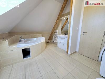 Pronájem bytu 3+KK Praha, V chaloupkách 338 č. 20