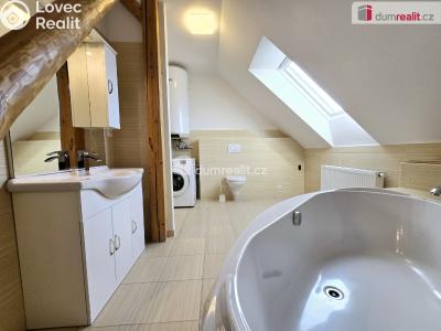 Pronájem bytu 3+KK Praha, V chaloupkách 338 č. 21