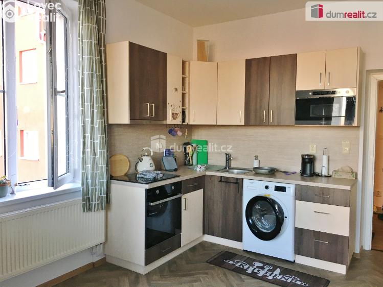 Pronájem bytu 2+KK Praha, 5. května 804 č. 3