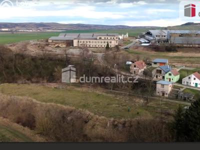 Prodej výrobní haly Uherčice č. 35