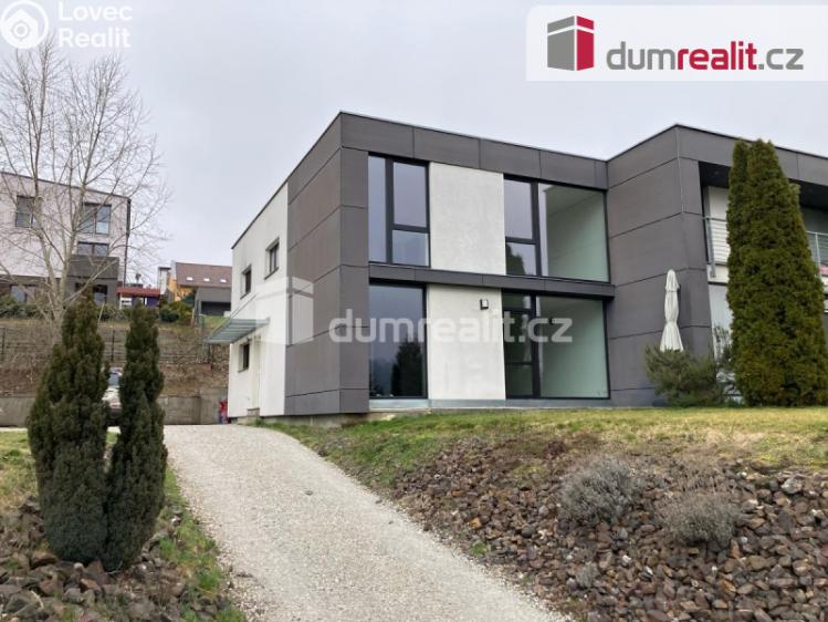 Pronájem rodinného domu Králův Dvůr, Na Dlouhých 456 č. 1