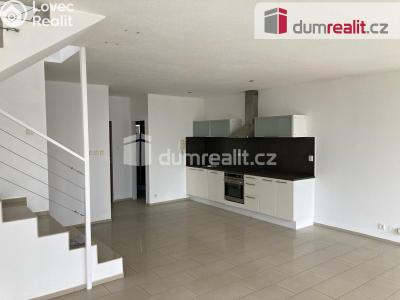 Pronájem rodinného domu Králův Dvůr, Na Dlouhých 456 č. 2