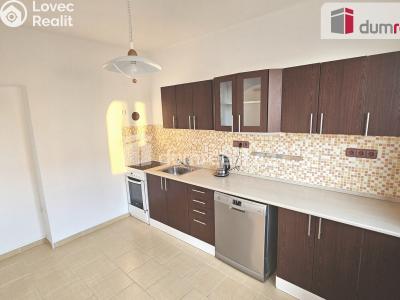 Prodej bytu 3+1 Kostelec nad Labem, Sokolská č. 1