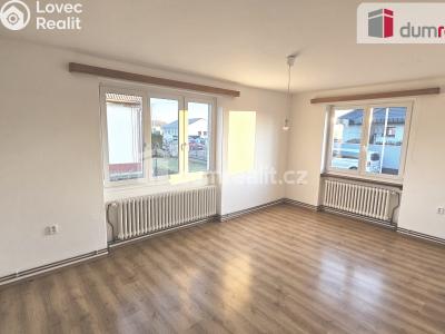 Prodej bytu 3+1 Kostelec nad Labem, Sokolská č. 5