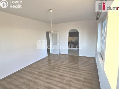 Prodej bytu 3+1 Kostelec nad Labem, Sokolská č. 10