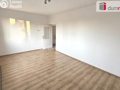 Prodej bytu 3+1 Kostelec nad Labem, Sokolská č. 12