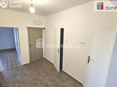 Prodej bytu 3+1 Kostelec nad Labem, Sokolská č. 15