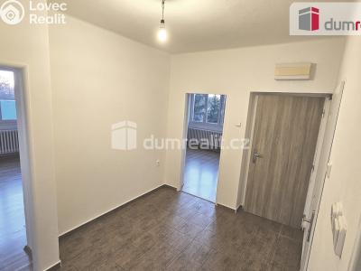 Prodej bytu 3+1 Kostelec nad Labem, Sokolská č. 16