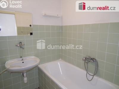 Prodej bytu 3+1 Kostelec nad Labem, Sokolská č. 18