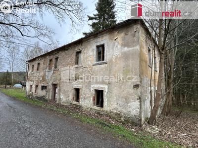 Prodej komerčního pozemku Luby č. 4