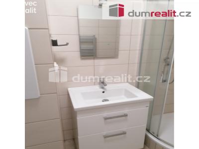 Pronájem bytu 2+1 Karlovy Vary, Janáčkova 719 č. 26