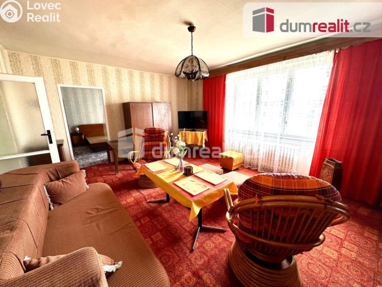 Prodej bytu 2+1 Ostrov, Hlavní třída 963 č. 3