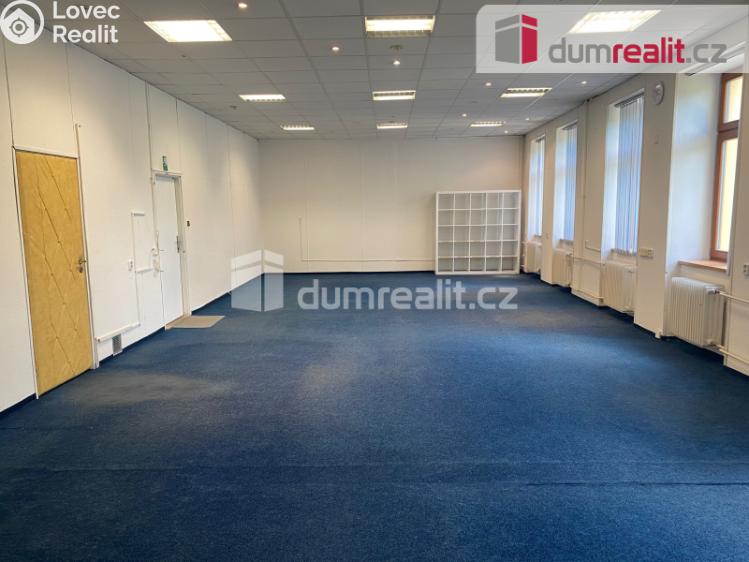 Pronájem obchodního prostoru Břeclav, náměstí T. G. Masaryka 46 č. 1