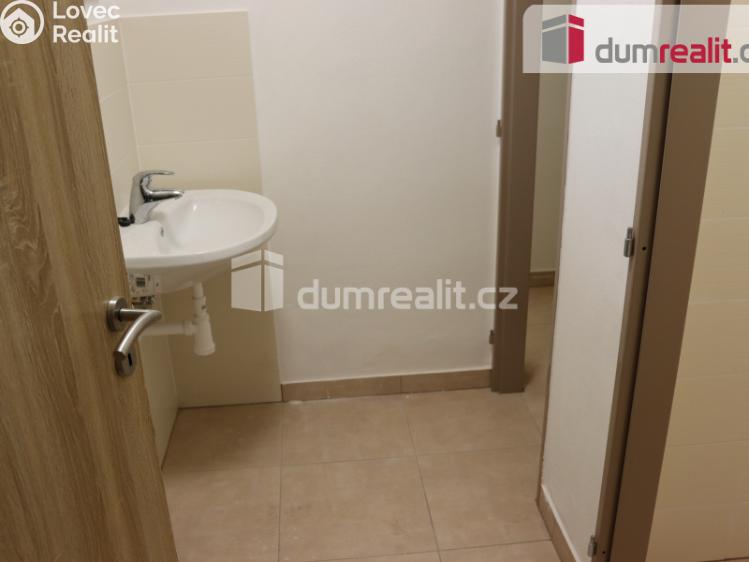 Pronájem obchodního prostoru Břeclav, náměstí T. G. Masaryka 46 č. 3