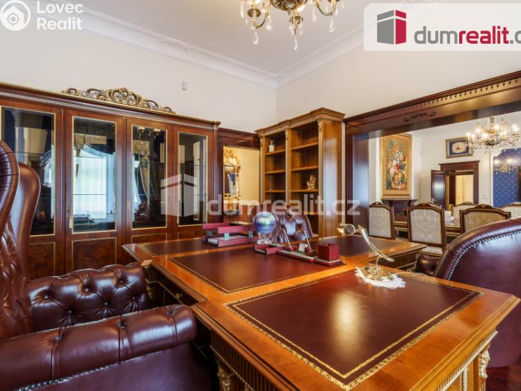 Prodej bytu 5+1 Karlovy Vary, nábřeží Jana Palacha 938 č. 4