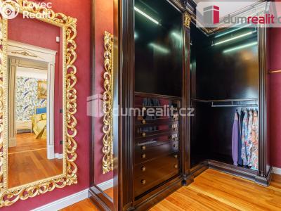 Prodej bytu 5+1 Karlovy Vary, nábřeží Jana Palacha 938 č. 14