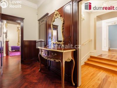 Prodej bytu 5+1 Karlovy Vary, nábřeží Jana Palacha 938 č. 13