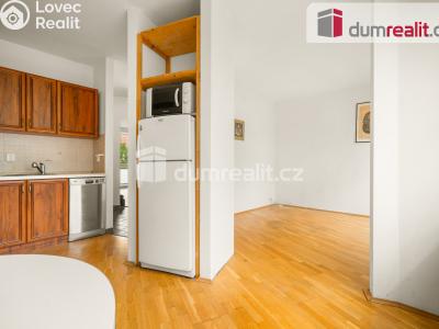 Prodej bytu 2+1 Praha, Kaplická 857 č. 18