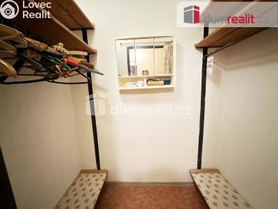 Pronájem bytu 2+1 Chlumec, Krokova 212 č. 8