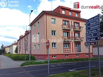 Pronájem bytu 2+1 Ostrov, Hlavní třída 736 č. 2