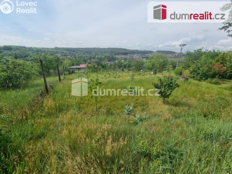 Pronájem pozemku Nelahozeves, Školní 78 č. 4