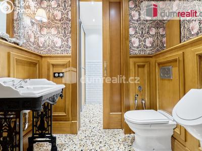 Prodej bytu 5+1 Karlovy Vary, U Imperiálu 2116 č. 24