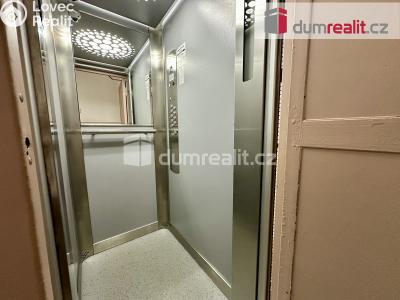 Prodej bytu 2+1 Chodov, Husova 982 č. 10